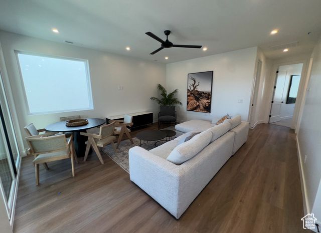 723 W SAPPHIRE LN, St. George, UT 84790