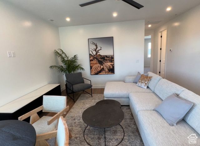 723 W SAPPHIRE LN, St. George, UT 84790