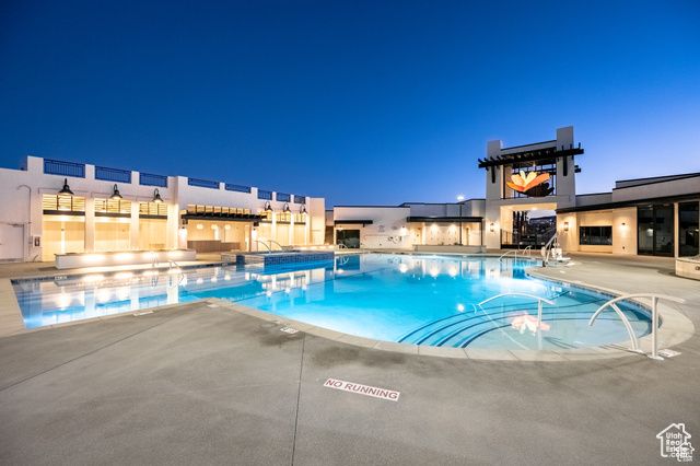 723 W SAPPHIRE LN, St. George, UT 84790