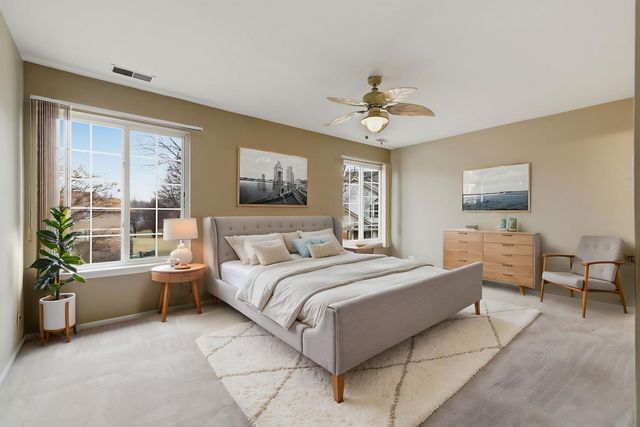 1632 Columbia Circle 2, Bartlett, IL 60103