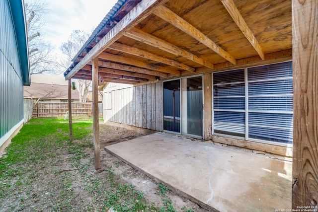 8023 laurel, San Antonio, TX 78250