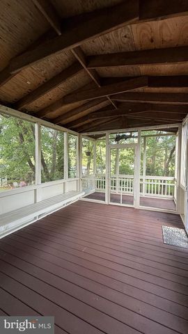 6 RIDGEWOOD DR, Stafford, VA 22556