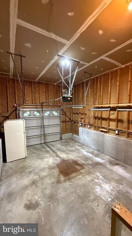 6 RIDGEWOOD DR, Stafford, VA 22556