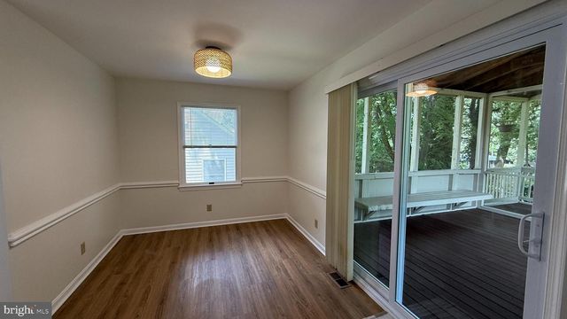 6 RIDGEWOOD DR, Stafford, VA 22556
