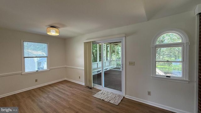 6 RIDGEWOOD DR, Stafford, VA 22556