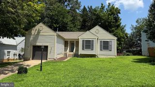 6 RIDGEWOOD DR, Stafford, VA 22556