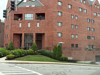 44 Elm St 304, Worcester, MA 01609