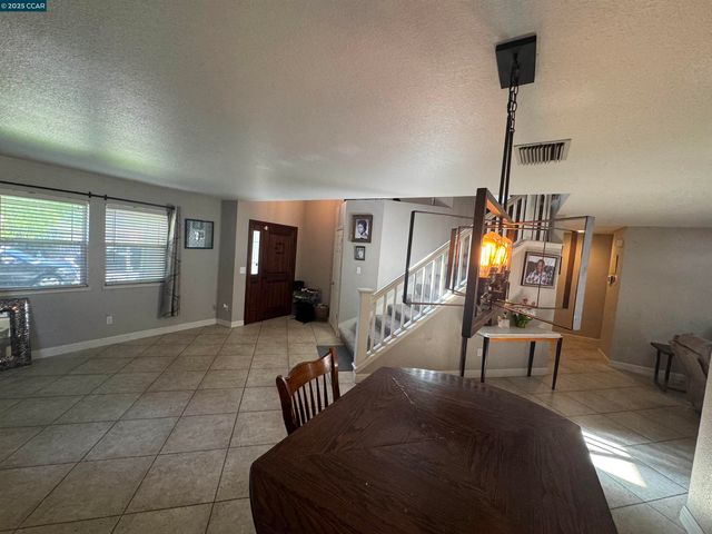 4008 Galenez Way, Antioch, CA 94531