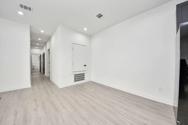 9732 Tuffly Street B, Houston, TX 77029
