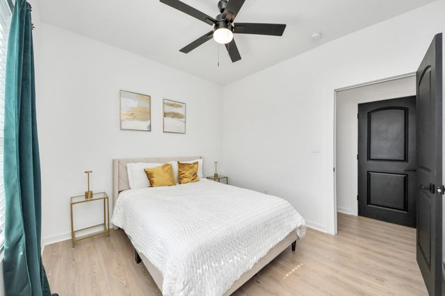 9732 Tuffly Street B, Houston, TX 77029