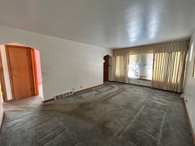 4401 N Osage Avenue, Norridge, IL 60706