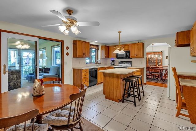 110 Parkview Drive, Grand Island, NY 14072