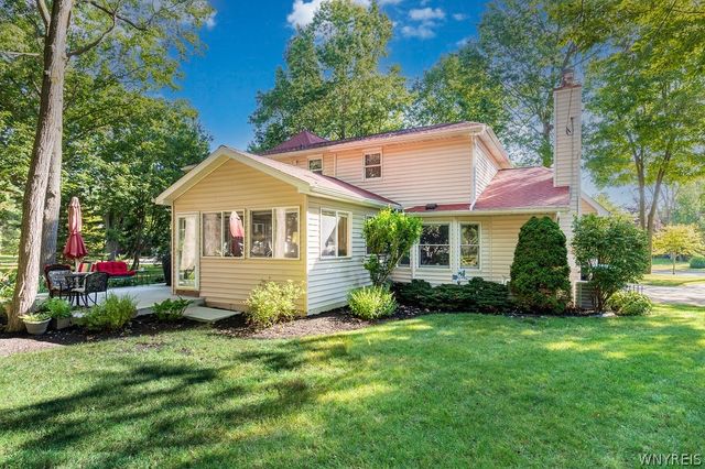 110 Parkview Drive, Grand Island, NY 14072