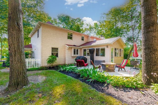 110 Parkview Drive, Grand Island, NY 14072