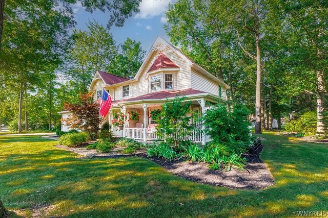 110 Parkview Drive, Grand Island, NY 14072