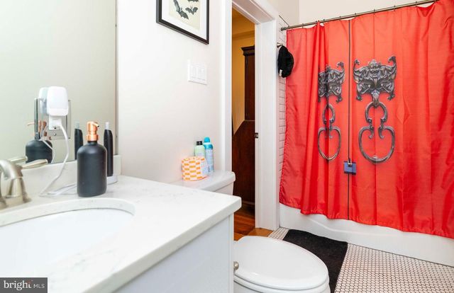 143 W WALNUT LN, Philadelphia, PA 19144