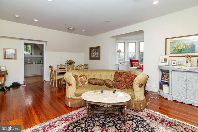 143 W WALNUT LN, Philadelphia, PA 19144