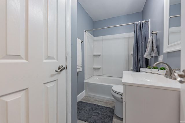 4806 Stratford Road, Evansville, IN 47710