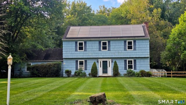 27 Danvers Road, New Milford, CT 06776