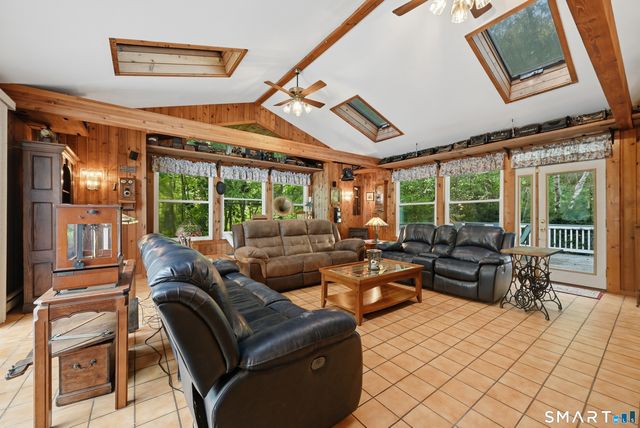 27 Danvers Road, New Milford, CT 06776