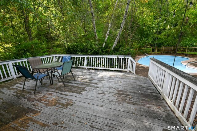 27 Danvers Road, New Milford, CT 06776