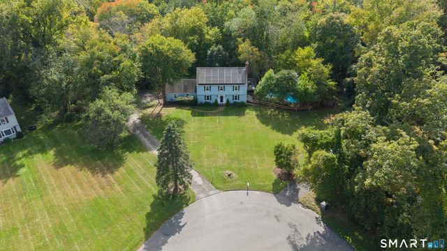 27 Danvers Road, New Milford, CT 06776