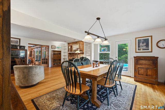 27 Danvers Road, New Milford, CT 06776