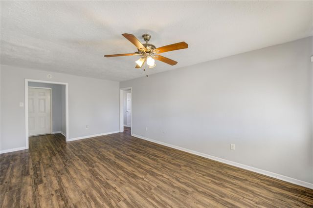 5327 Crestmont Street, Baytown, TX 77521