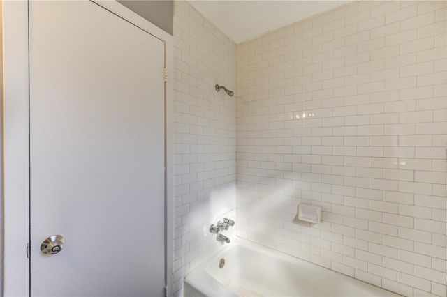 5327 Crestmont Street, Baytown, TX 77521