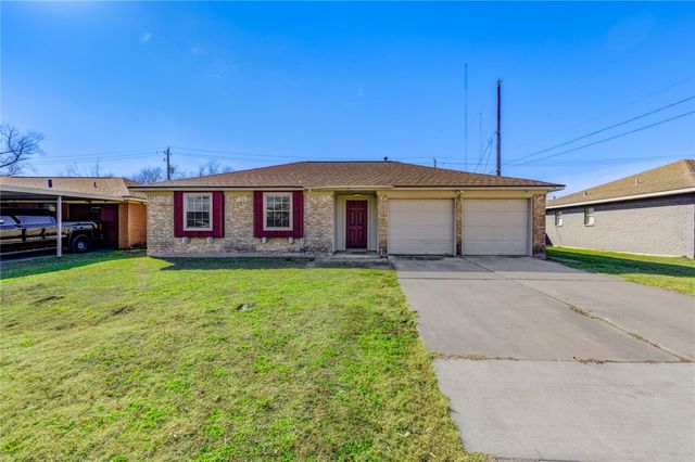 5327 Crestmont Street, Baytown, TX 77521