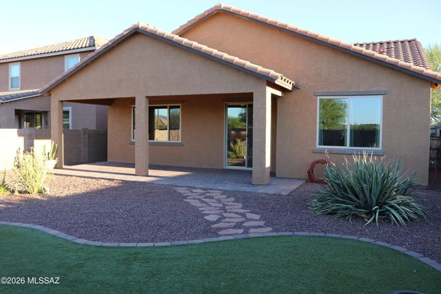 11704 W Boll Bloom Drive, Marana, AZ 85653