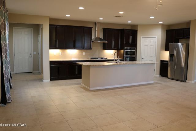 11704 W Boll Bloom Drive, Marana, AZ 85653