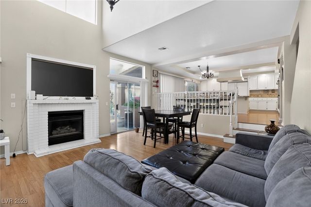 7408 Shallow Glen Court, Las Vegas, NV 89129