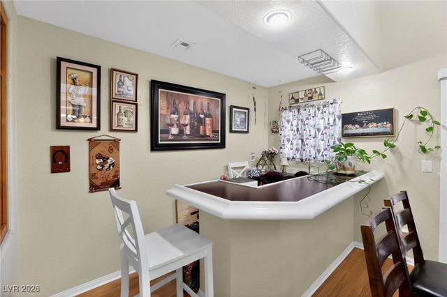 7408 Shallow Glen Court, Las Vegas, NV 89129