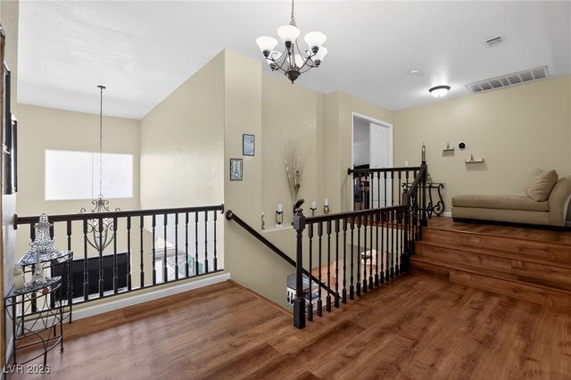 7408 Shallow Glen Court, Las Vegas, NV 89129