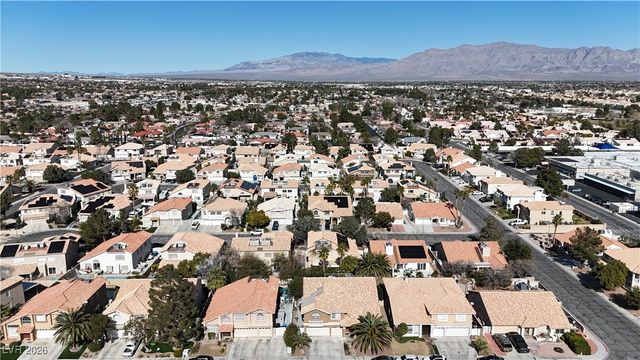 7408 Shallow Glen Court, Las Vegas, NV 89129