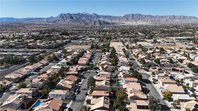7408 Shallow Glen Court, Las Vegas, NV 89129