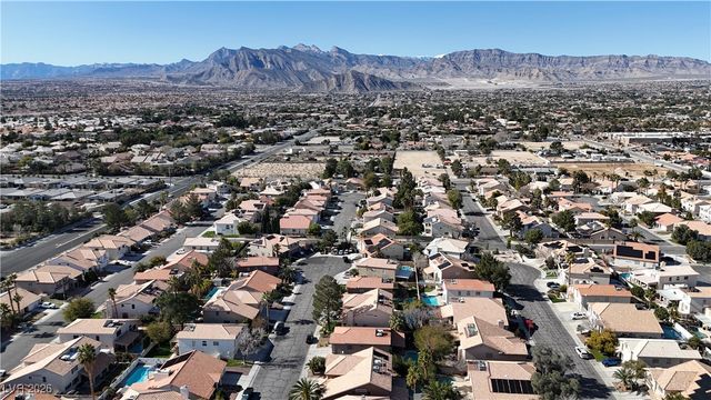 7408 Shallow Glen Court, Las Vegas, NV 89129
