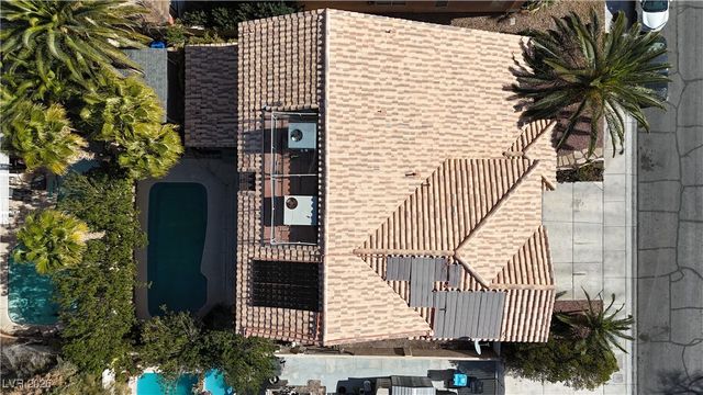 7408 Shallow Glen Court, Las Vegas, NV 89129