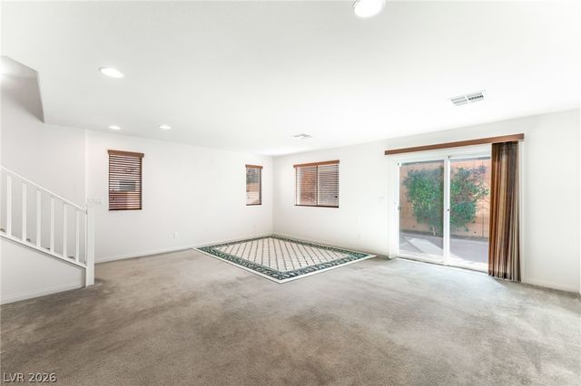 7733 Pyrenees Park Drive, Las Vegas, NV 89113