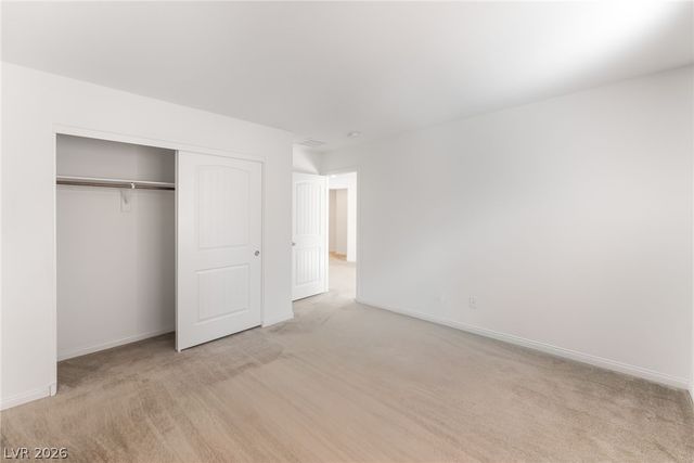 7733 Pyrenees Park Drive, Las Vegas, NV 89113
