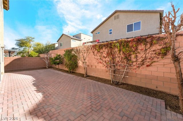 7733 Pyrenees Park Drive, Las Vegas, NV 89113