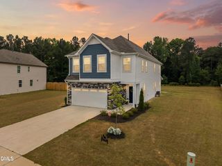 337 Winding Creek Drive, Lillington, NC 27546