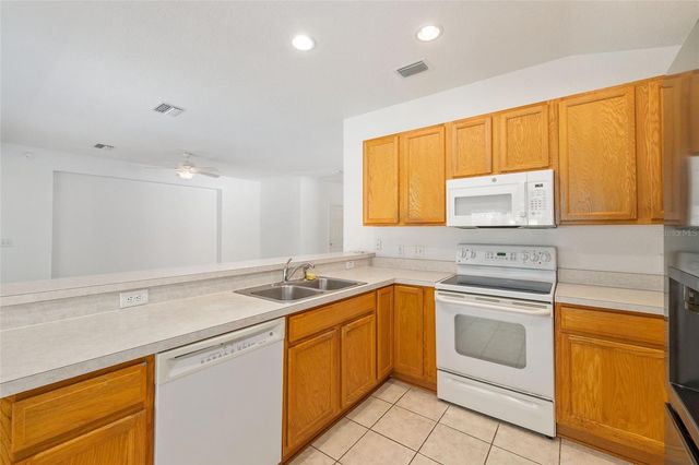 8582 SE 133RD LANE, Summerfield, FL 34491