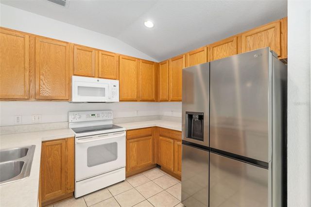 8582 SE 133RD LANE, Summerfield, FL 34491