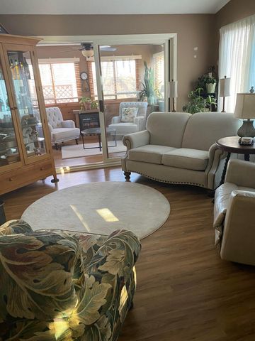 8807 Norway Street NW, Coon Rapids, MN 55433