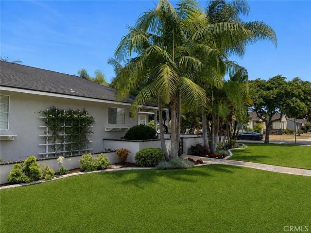 5832 E. Conant St., Long Beach, CA 90808