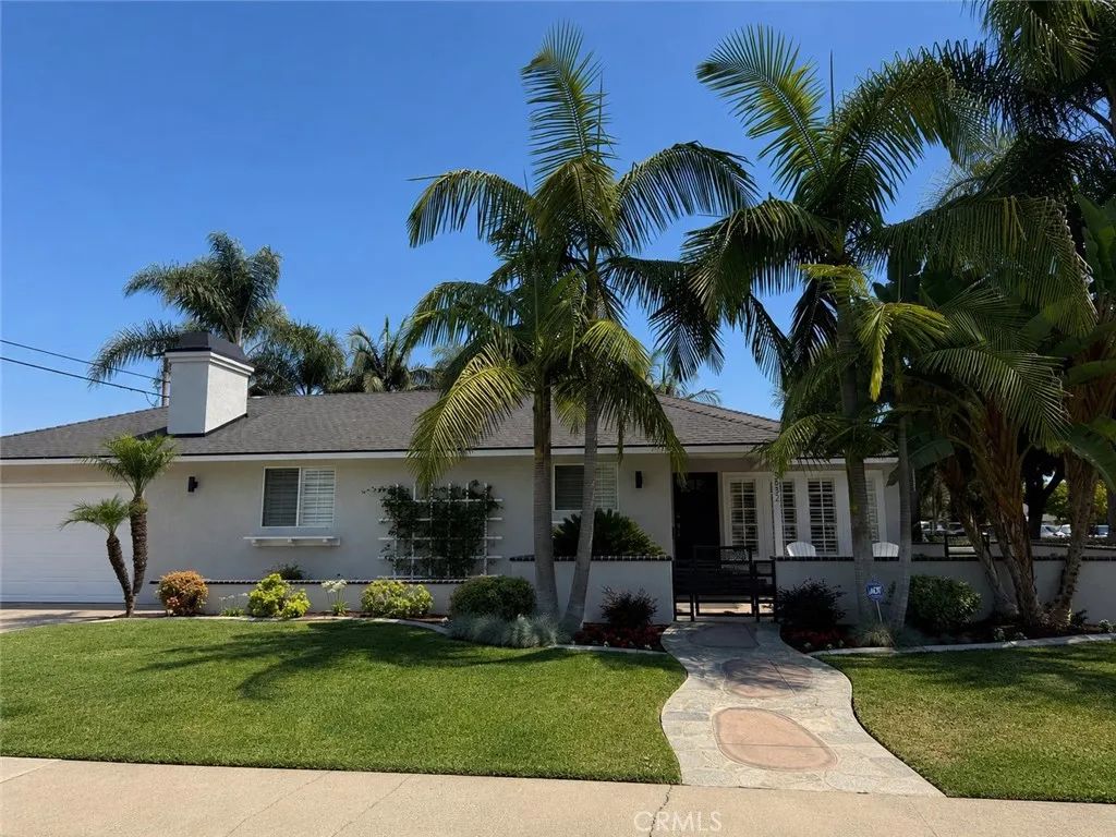 5832 E. Conant St., Long Beach, CA 90808