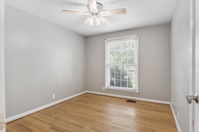 208 Crestmont Dr, Hendersonville, TN 37075