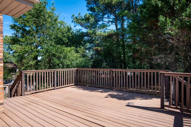 208 Crestmont Dr, Hendersonville, TN 37075